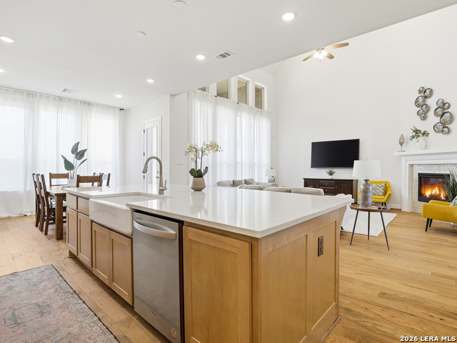 Image 14 of 37 For 6837 Hallie Loop