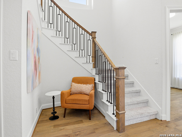 Image 5 of 37 For 6837 Hallie Loop