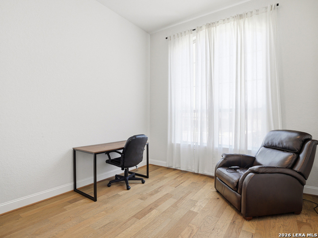 Image 7 of 37 For 6837 Hallie Loop