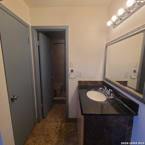 Image 16 of 30 For 12020 Maplerock