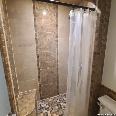 Image 19 of 30 For 12020 Maplerock