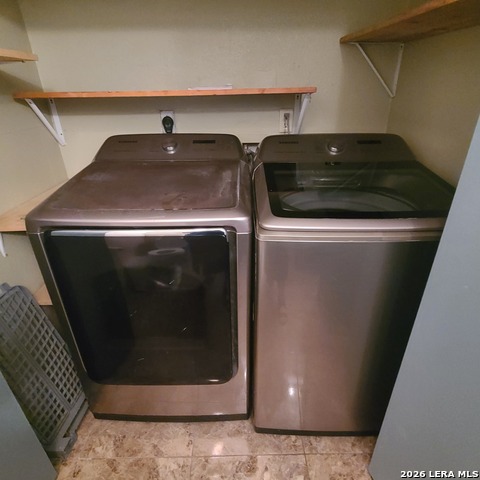 Image 27 of 30 For 12020 Maplerock