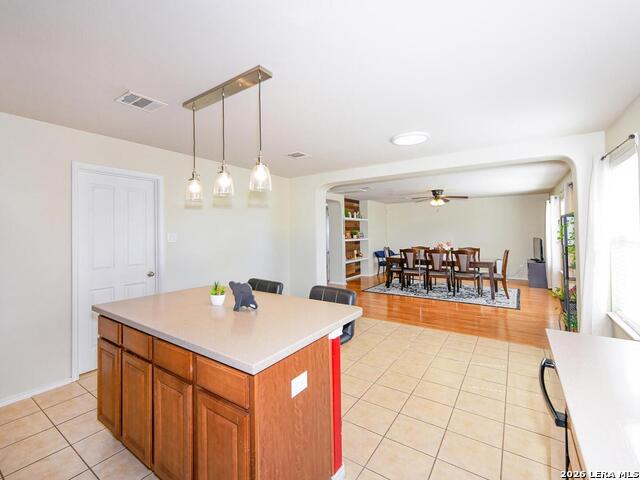 Image 6 of 24 For 9842 Magnolia