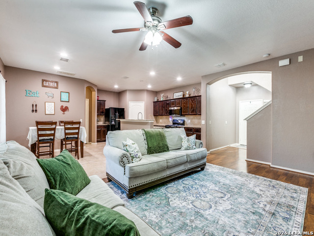 Image 5 of 24 For 435 Unicorn Ranch