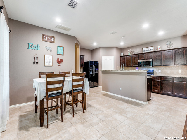 Image 6 of 24 For 435 Unicorn Ranch