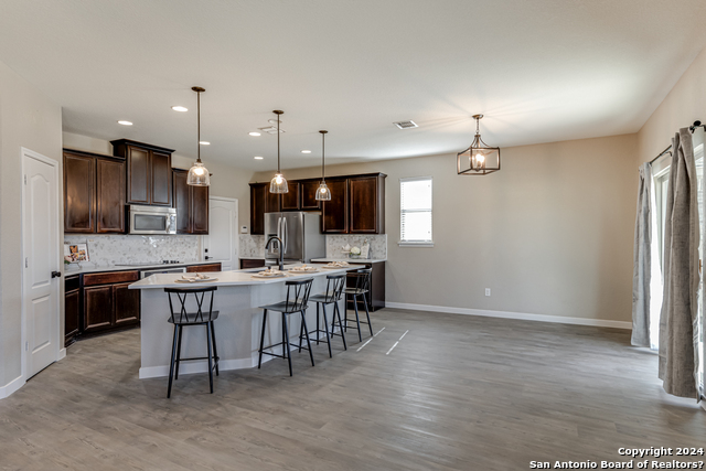 Image 16 of 36 For 7615 Cherished Bend