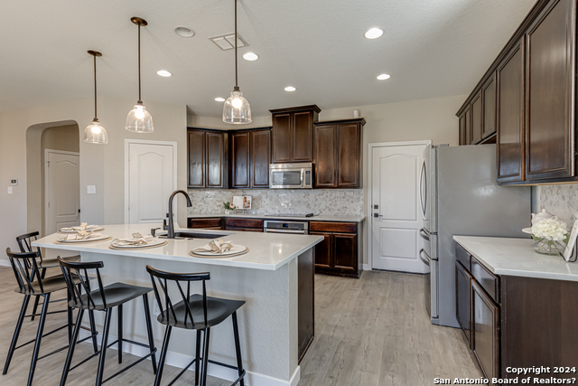 Image 17 of 36 For 7615 Cherished Bend