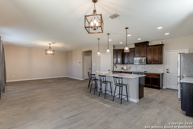 Image 18 of 36 For 7615 Cherished Bend