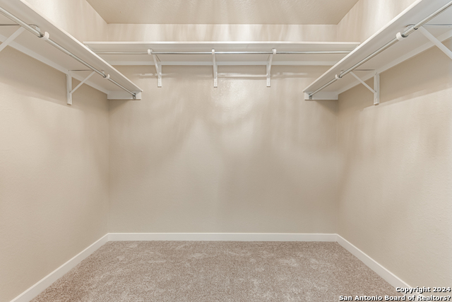 Image 27 of 36 For 7615 Cherished Bend