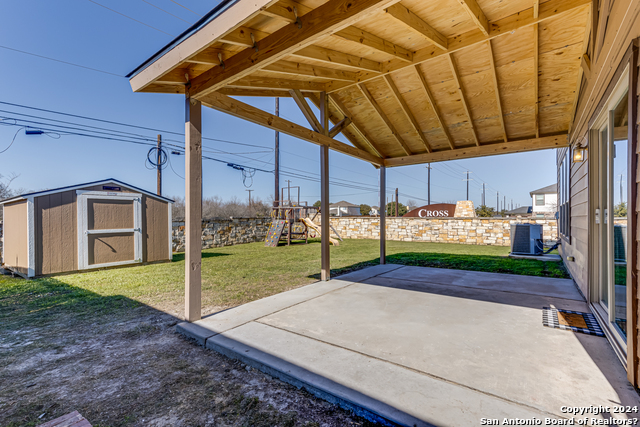 Image 34 of 36 For 7615 Cherished Bend