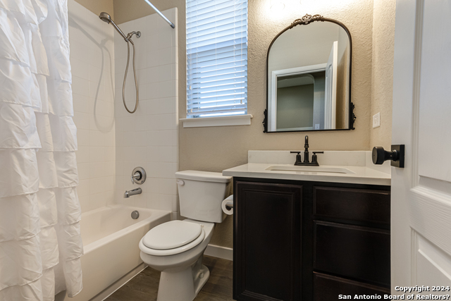 Image 5 of 36 For 7615 Cherished Bend