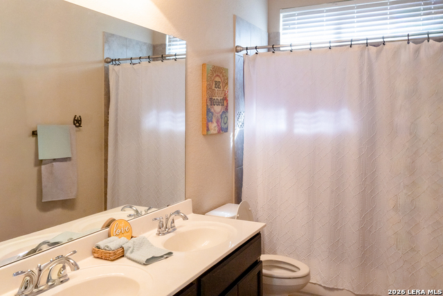 Image 13 of 29 For 813 Sussex  