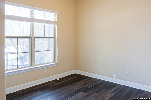 Image 17 of 29 For 813 Sussex  