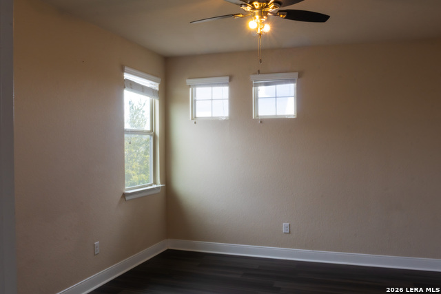 Image 22 of 29 For 813 Sussex  