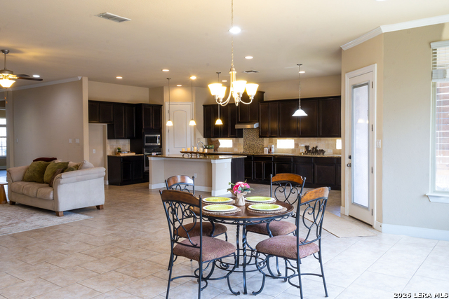 Image 5 of 29 For 813 Sussex  