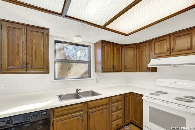 Image 14 of 33 For 8542 Timberbriar St