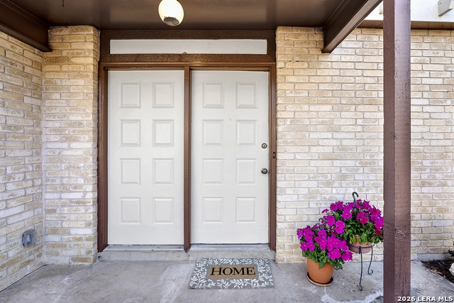 Image 6 of 33 For 8542 Timberbriar St