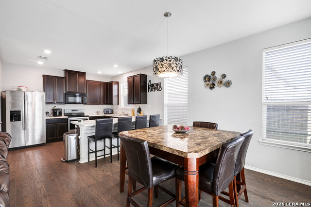 Image 5 of 15 For 9630 Pleasanton Pl