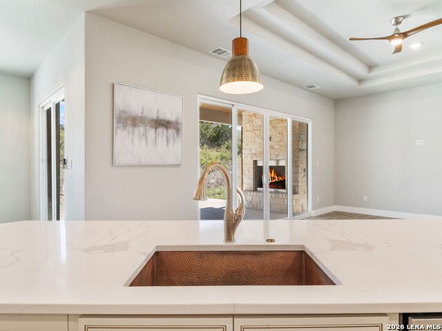 Image 21 of 57 For 250 Pr 2775  