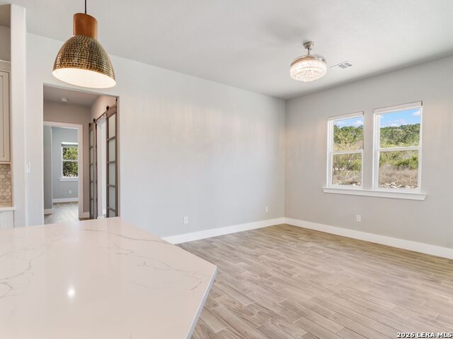 Image 22 of 57 For 250 Pr 2775  