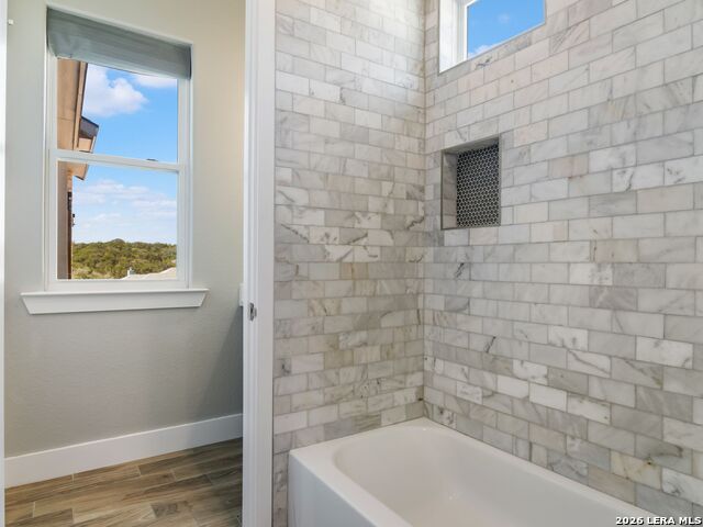 Image 40 of 57 For 250 Pr 2775  