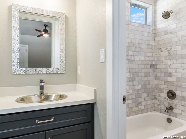 Image 41 of 57 For 250 Pr 2775  