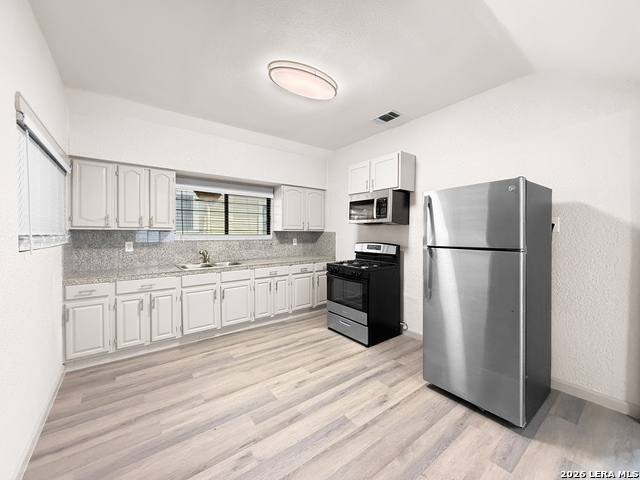 Image 3 of 14 For 613 Chupaderas N