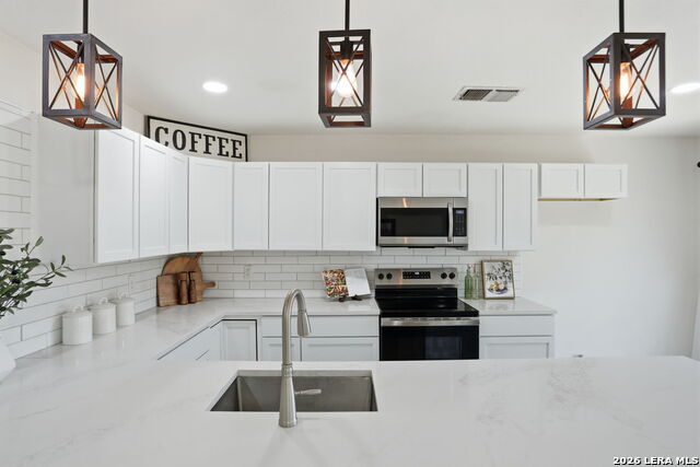 Image 23 of 36 For 7106 Comanche Ridge Dr