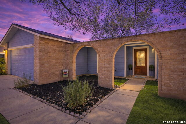 Image 6 of 36 For 7106 Comanche Ridge Dr