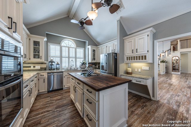 Image 12 of 49 For 7046 Devonshire