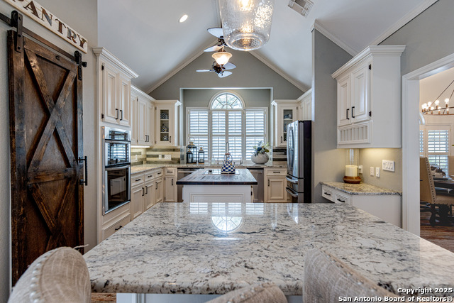 Image 14 of 49 For 7046 Devonshire