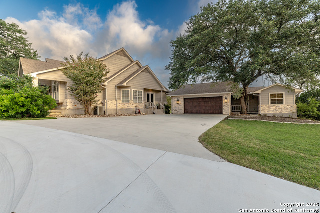 Image 2 of 49 For 7046 Devonshire