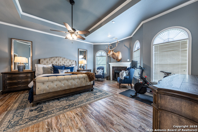 Image 23 of 49 For 7046 Devonshire