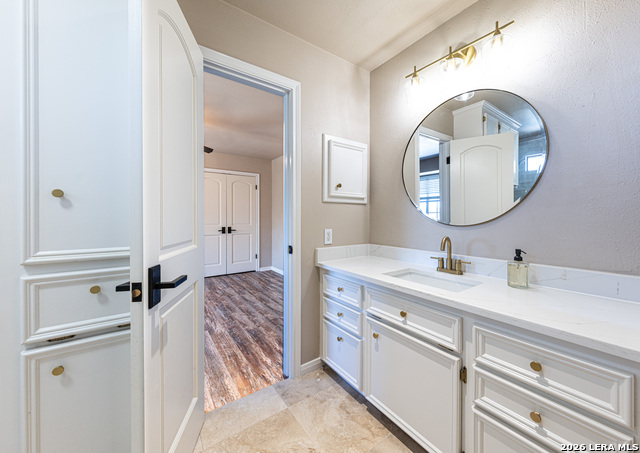 Image 35 of 49 For 7046 Devonshire