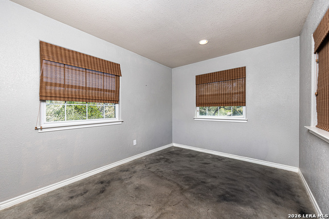 Image 40 of 49 For 7046 Devonshire