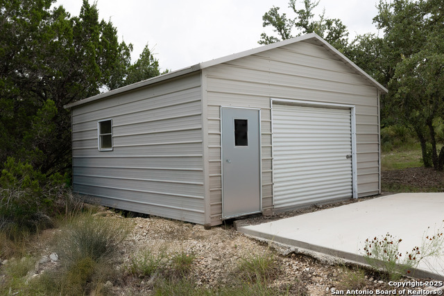 Image 42 of 49 For 7046 Devonshire