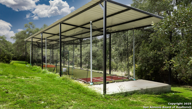 Image 43 of 49 For 7046 Devonshire