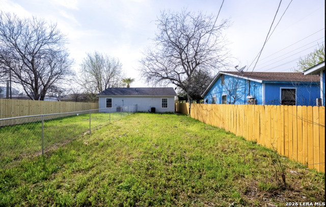 Image 19 of 22 For 818 Hampton  