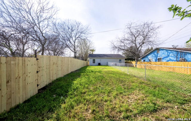 Image 22 of 22 For 818 Hampton  