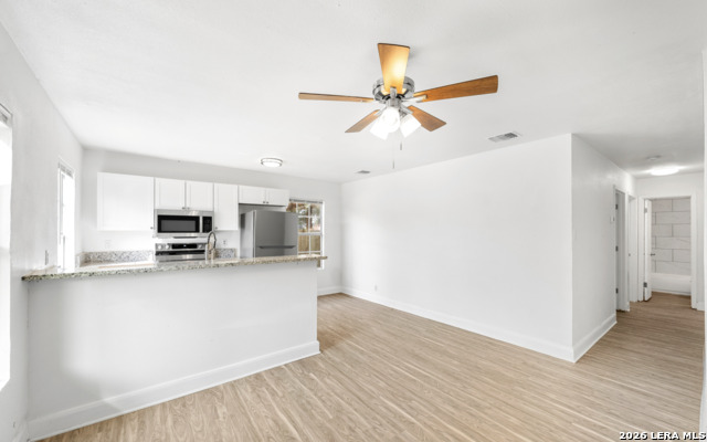 Image 4 of 22 For 818 Hampton  