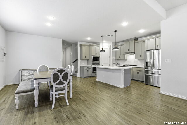 Image 11 of 29 For 2071 Chelsea Grove