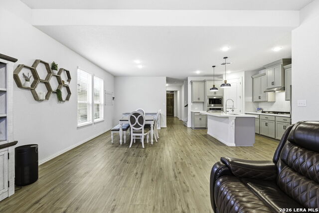 Image 14 of 29 For 2071 Chelsea Grove