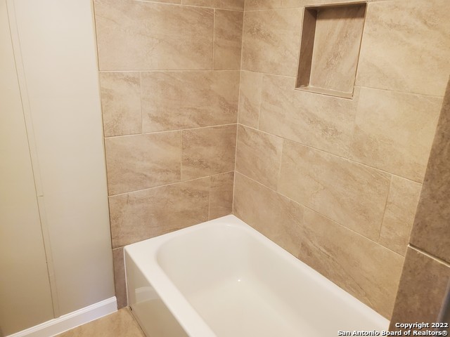 Image 12 of 26 For 22731 Hickory Shadow