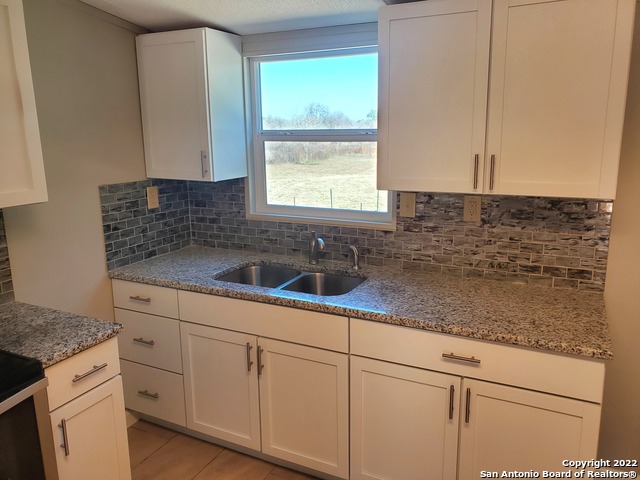 Image 7 of 26 For 22731 Hickory Shadow