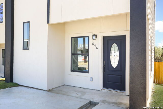 Image 2 of 31 For 656 Canyon Circle