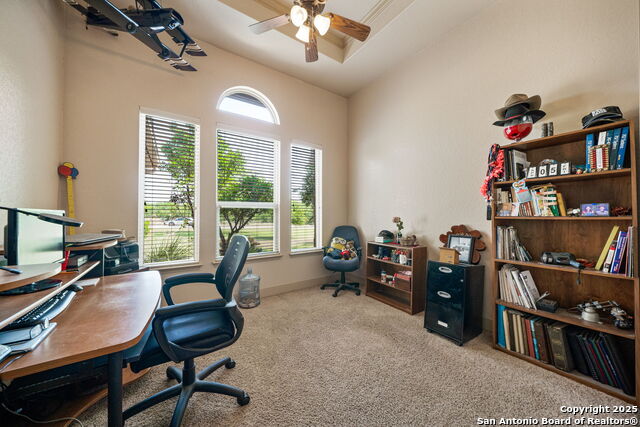 Listing photo id 18 for 438 County Road 367