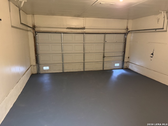 Image 14 of 15 For 9242 Ingleton