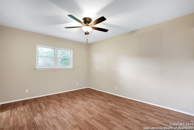 Image 14 of 27 For 7224 Spring Flower