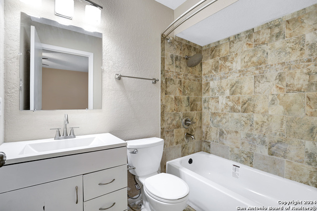 Image 16 of 27 For 7224 Spring Flower