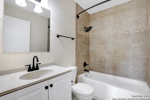 Image 21 of 27 For 7224 Spring Flower